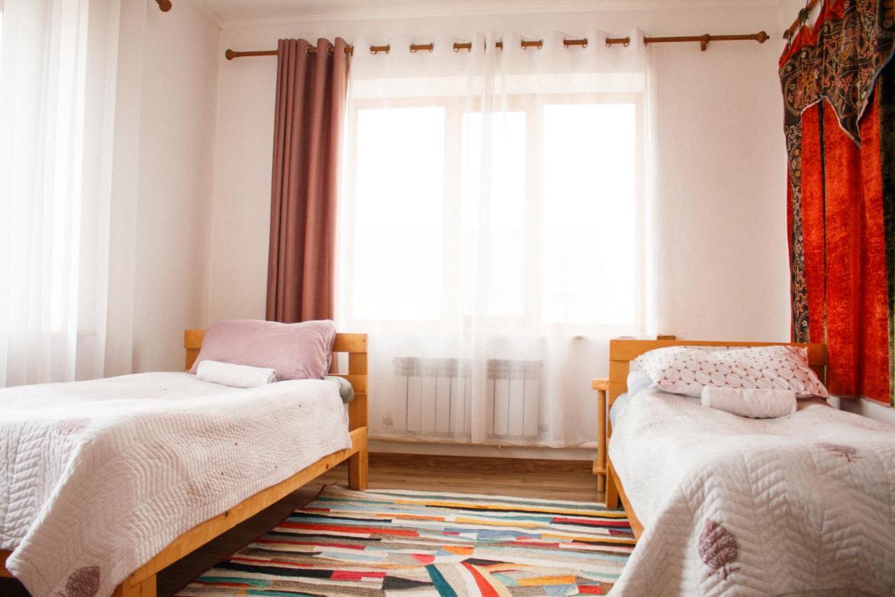 Bokonbayevo Guest House Altyn Oimok מראה חיצוני תמונה